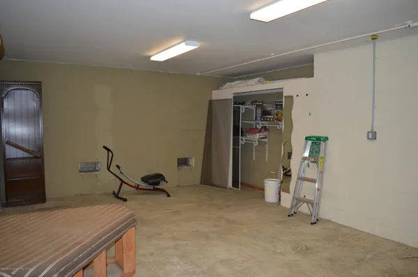 $4,700 | 606 Park Avenue, Port Monmouth, NJ 07758