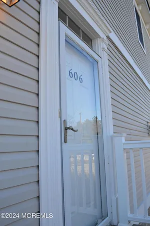 $4,700 | 606 Park Avenue, Port Monmouth, NJ 07758