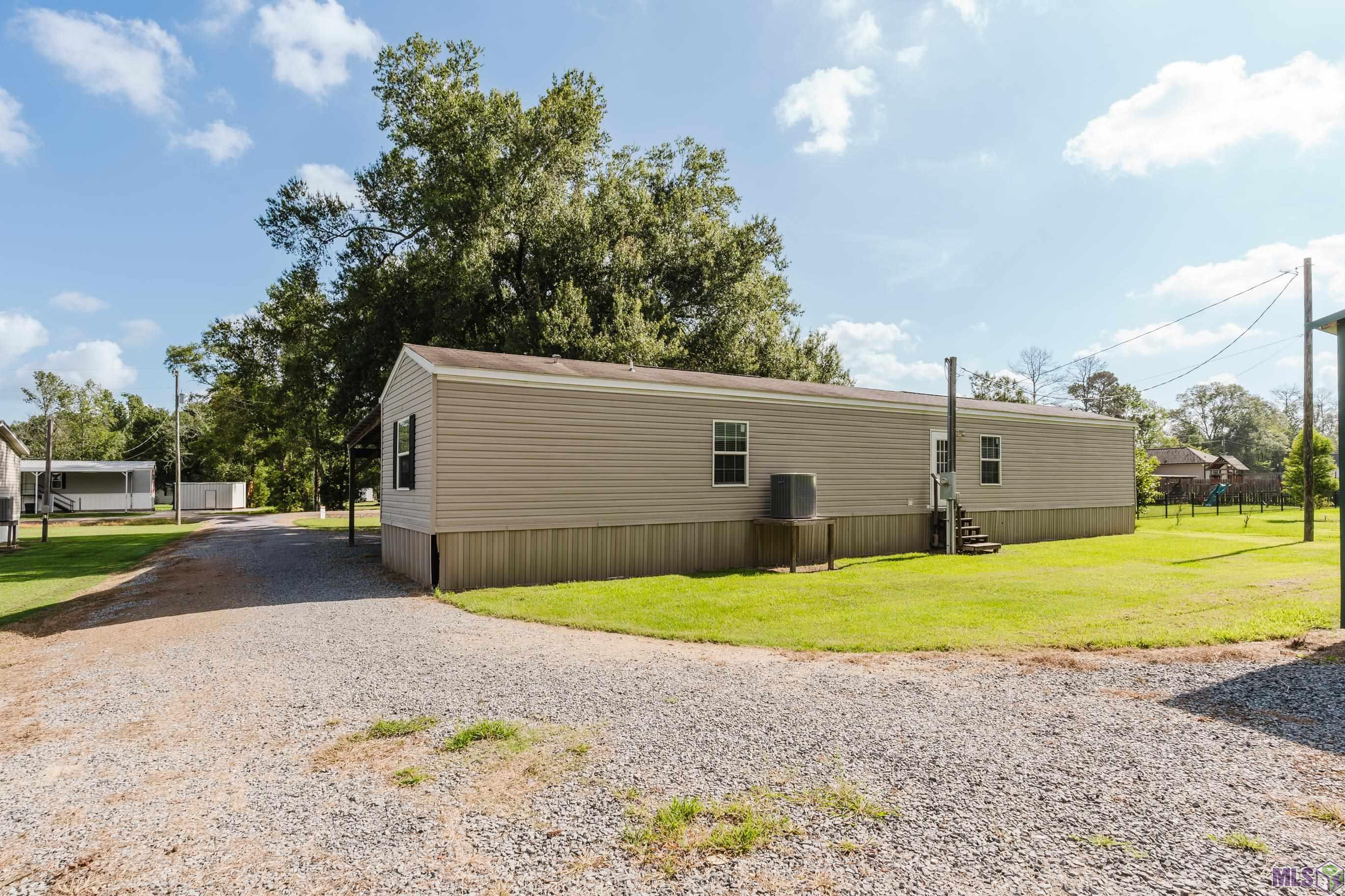 44045 Lebeau Road St. Amant, LA 70774 - Photo 5 of 27 Gallery Image 5