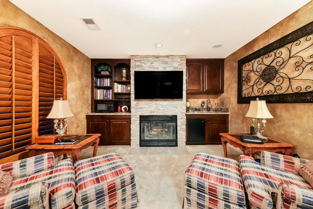 $929,000 | 6723 Sycamore Lane, Palmdale, CA 93551