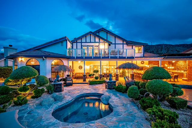 $929,000 | 6723 Sycamore Lane, Palmdale, CA 93551