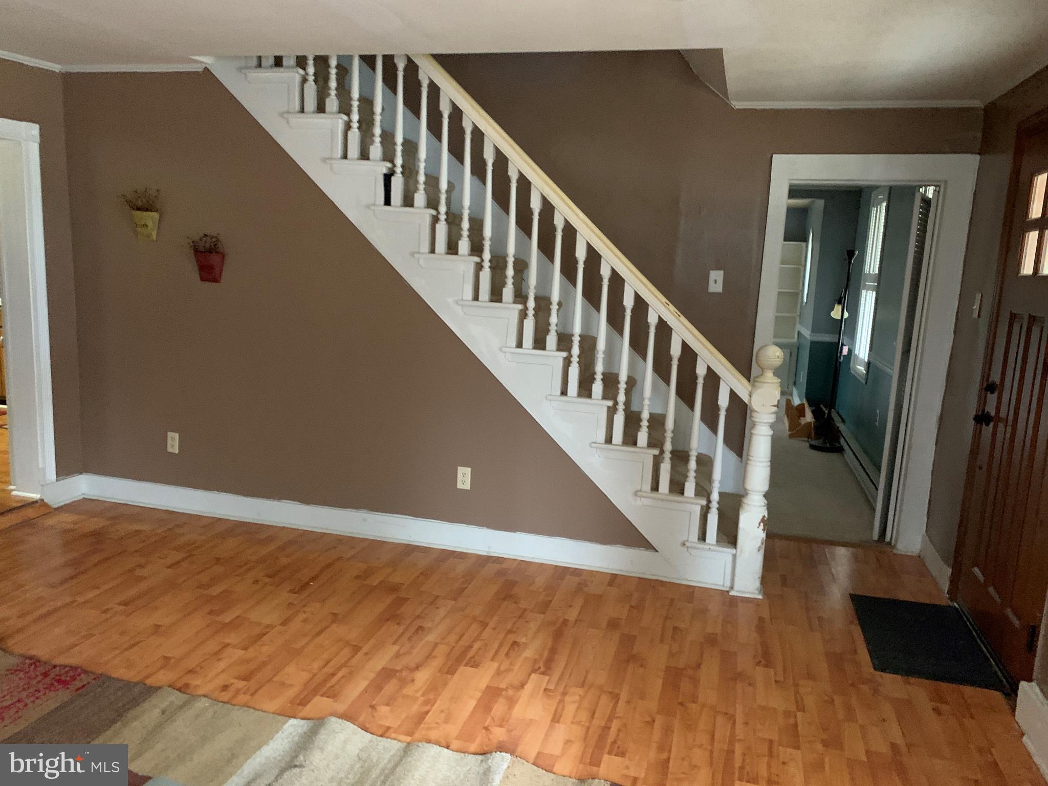 8576 Legion Road Denton, MD 21629 - Photo 4 of 19 Beautiful Staircase