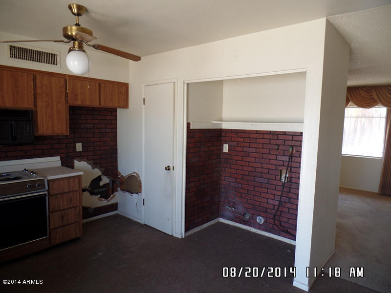 5940 West Osborn Road Phoenix, AZ 85033 - Photo 17 of 27 032