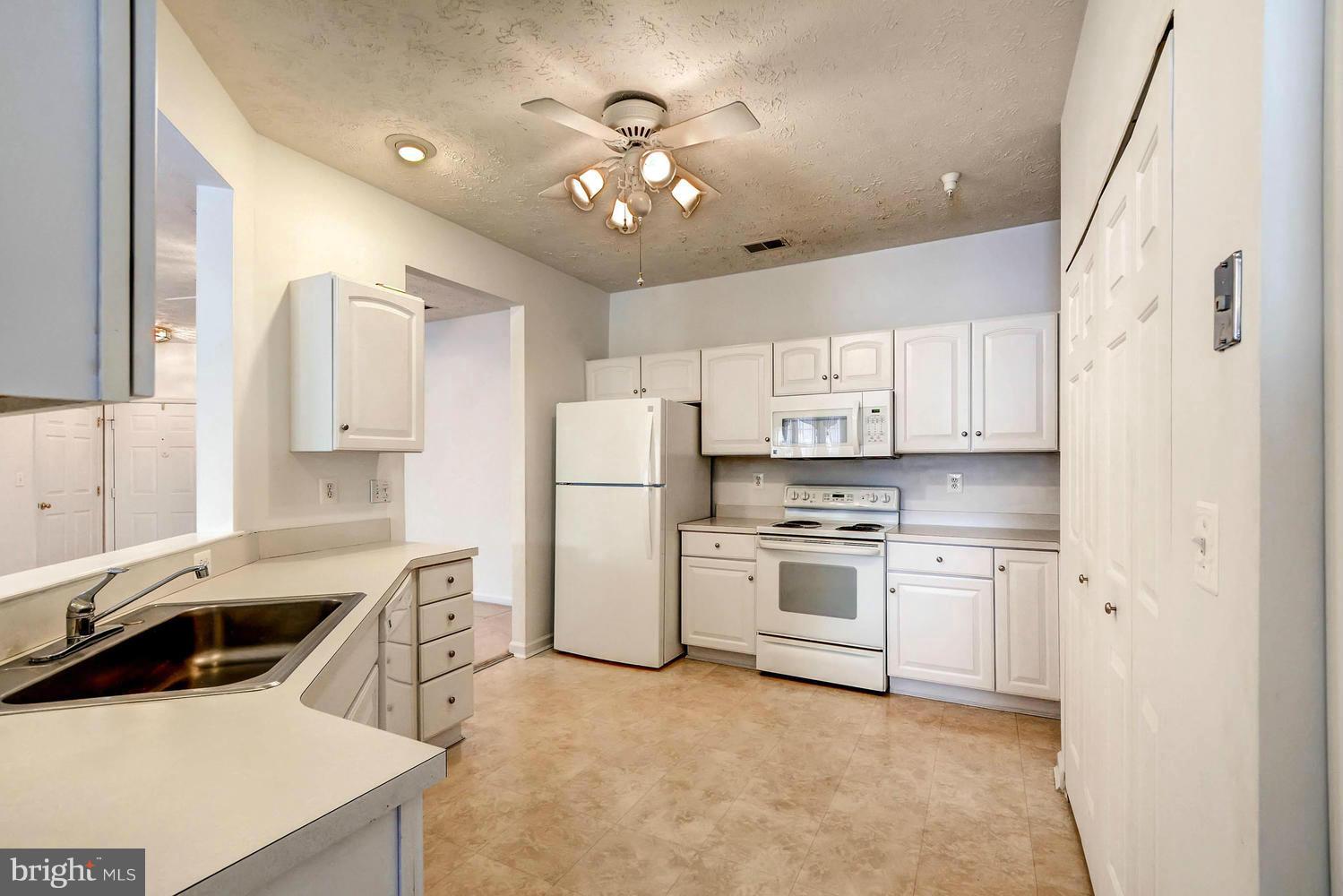 9613 Haven Farm Road, Unit D Perry Hall, MD 21128 - Photo 12 of 28 Kitchen