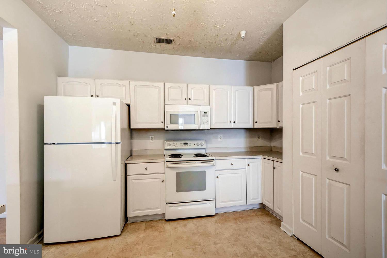 9613 Haven Farm Road, Unit D Perry Hall, MD 21128 - Photo 13 of 28 Kitchen