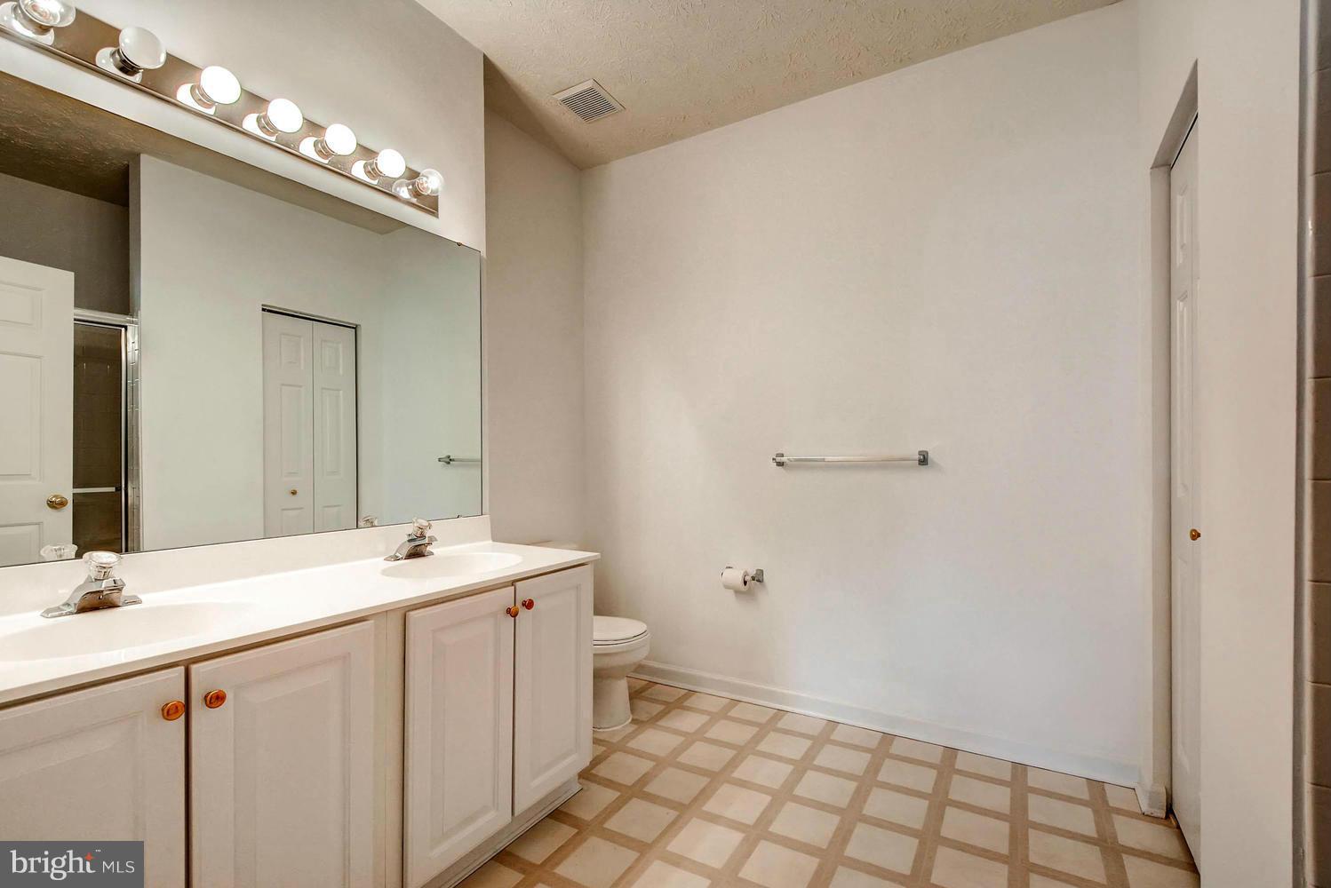 9613 Haven Farm Road, Unit D Perry Hall, MD 21128 - Photo 21 of 28 Bath (Master)