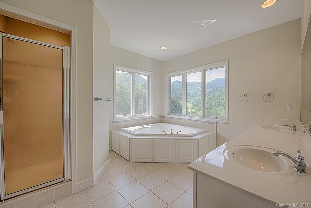 66 Eagle Ridge, Unit 1 Clyde, NC 28721 - Photo 11 of 24