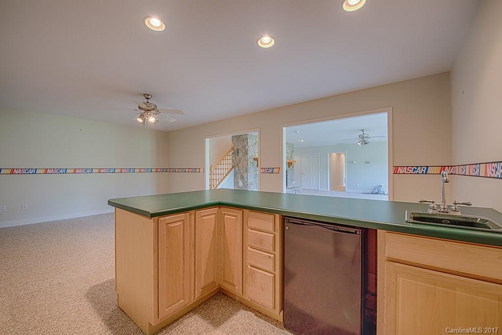 66 Eagle Ridge, Unit 1 Clyde, NC 28721 - Photo 16 of 24