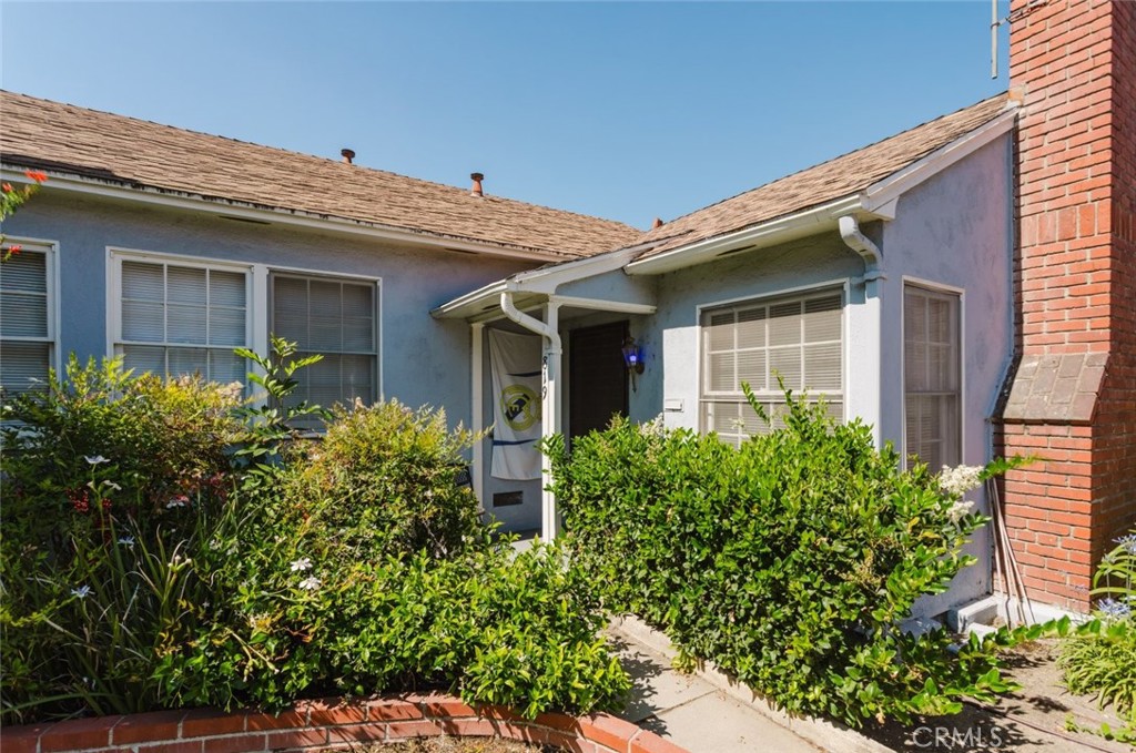 817 North Verdugo Road Glendale, CA 91206 - Photo 6 of 44