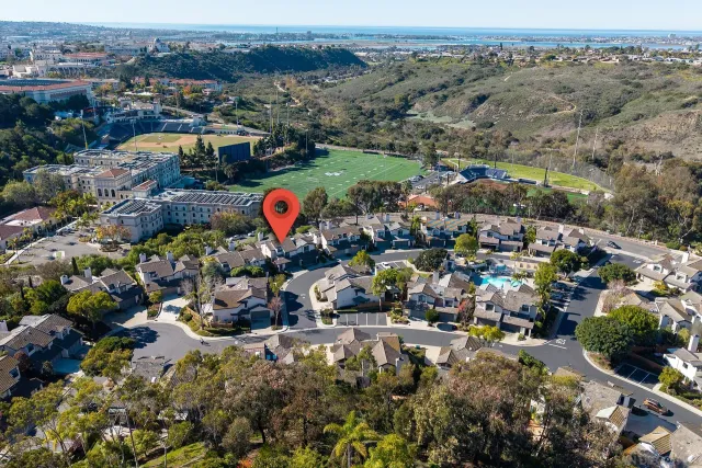 $1,149,000 | 6327 Caminito Del Cervato, San Diego, CA 92111