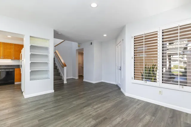 $1,149,000 | 6327 Caminito Del Cervato, San Diego, CA 92111