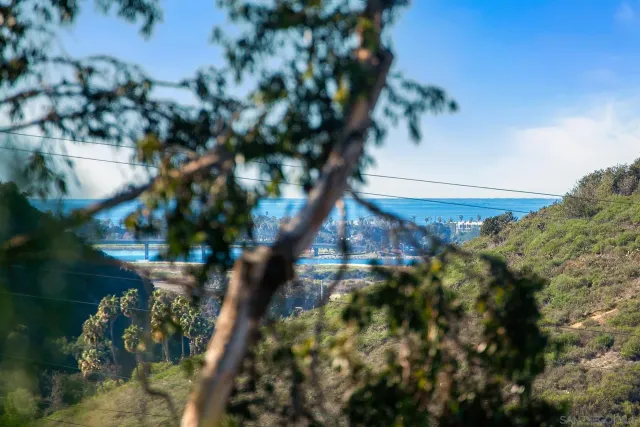 $1,149,000 | 6327 Caminito Del Cervato, San Diego, CA 92111