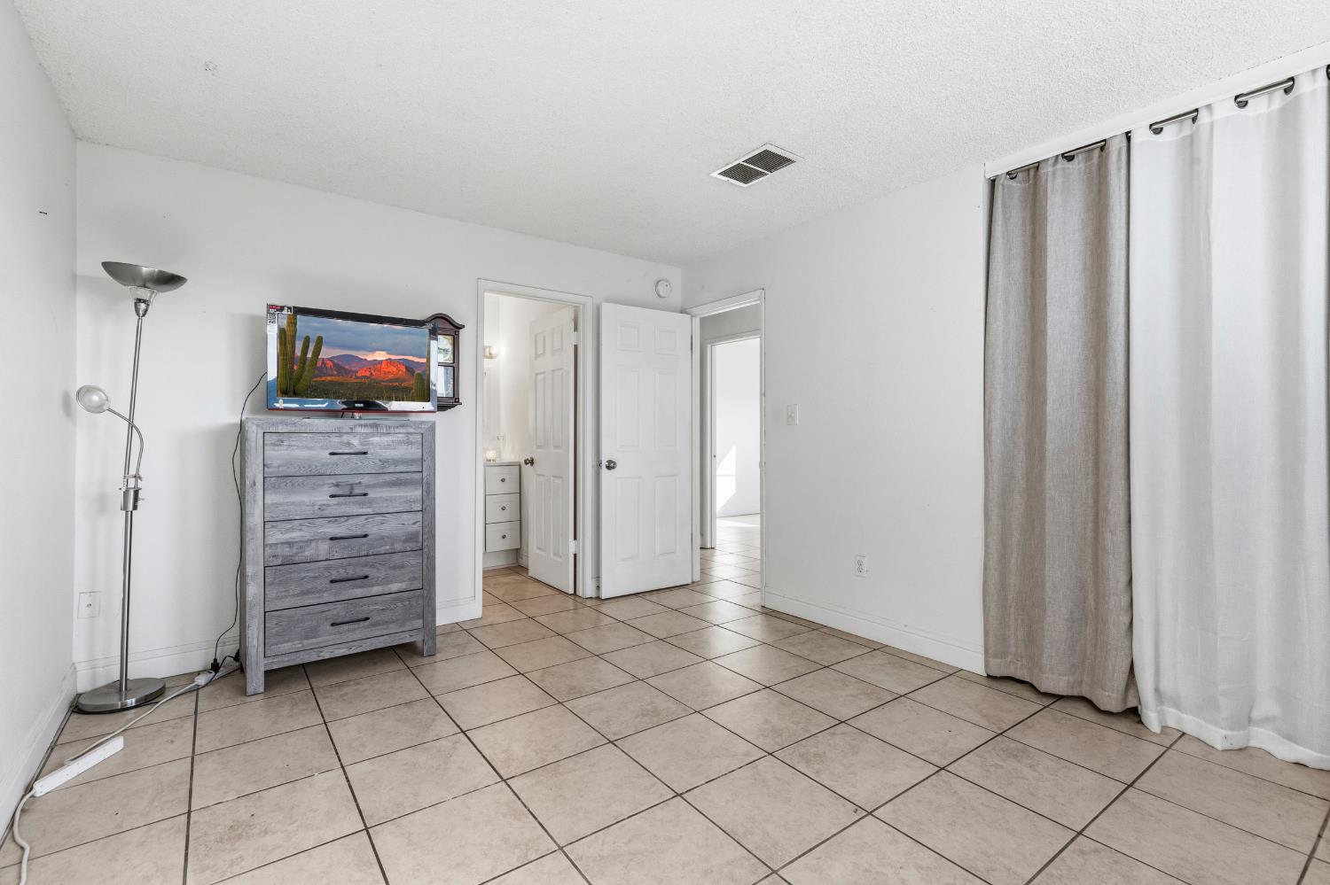 2644 San Ignacio Avenue Modesto, CA 95354 - Photo 16 of 29