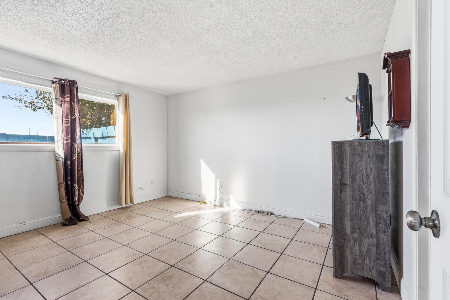 2644 San Ignacio Avenue Modesto, CA 95354 - Photo 17 of 29