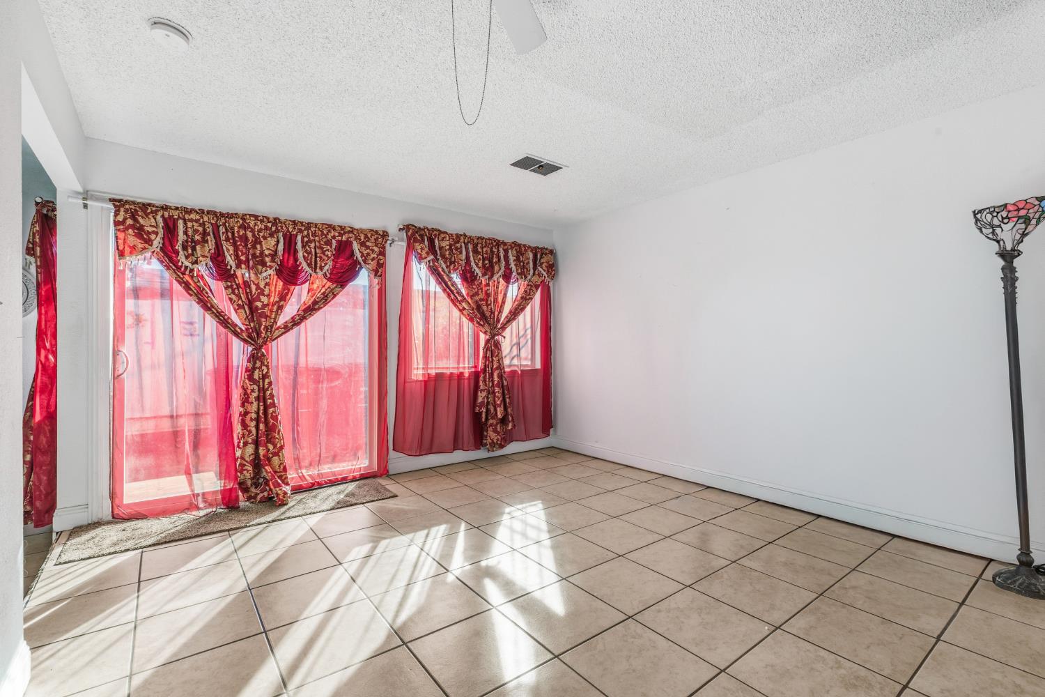 2644 San Ignacio Avenue Modesto, CA 95354 - Photo 9 of 29