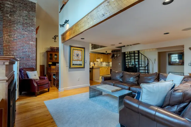 $715,000 | 609 State Street, Unit 7, Portsmouth, NH 03801