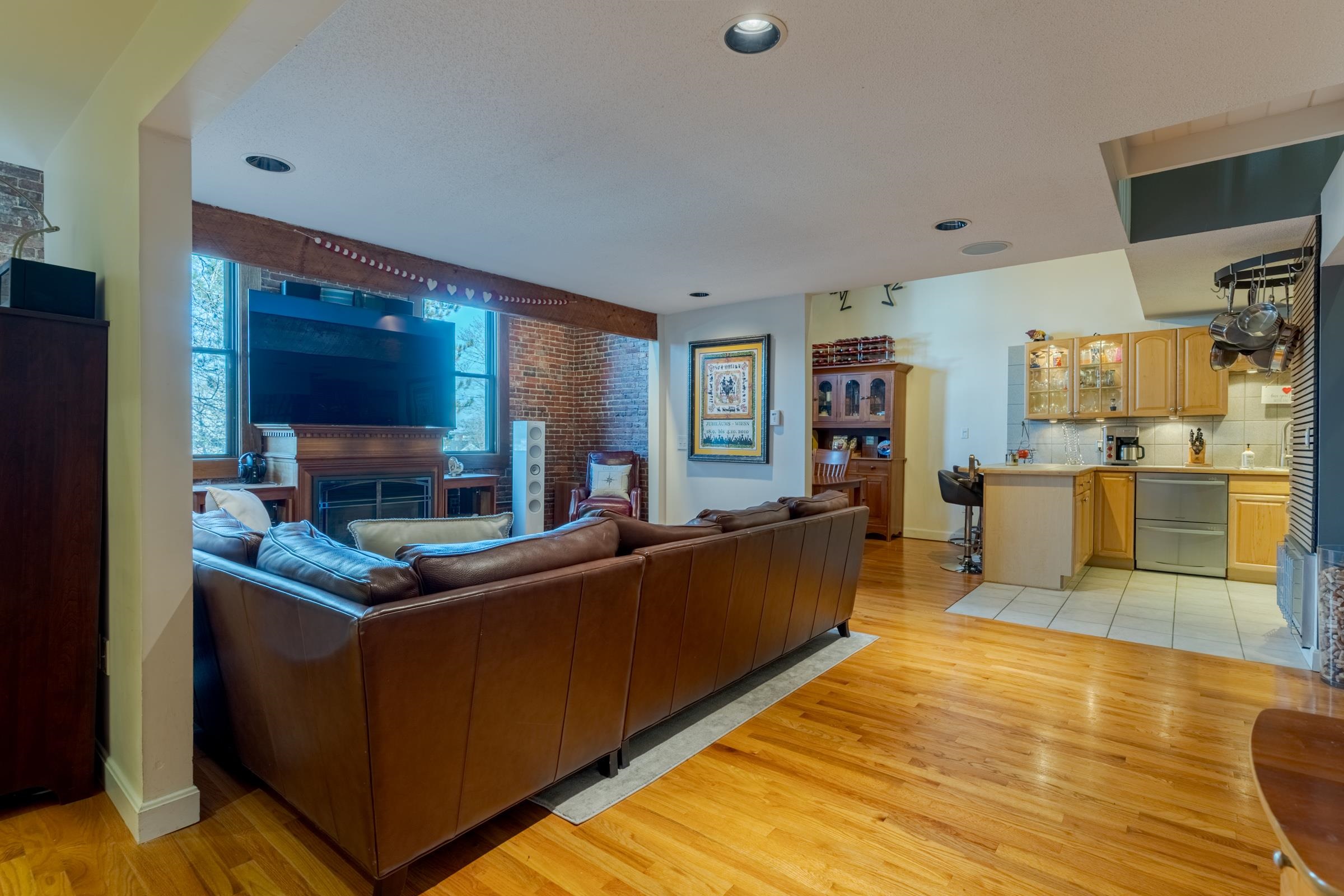 609 State Street, Unit 7 Portsmouth, NH 03801 - Photo 23 of 33