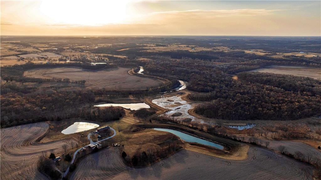 21195 Edgerton Junction Road Dearborn, MO 64439 - Photo 32 of 80