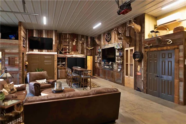 $10,000 | 21195 Edgerton Junction Road, Dearborn, MO 64439