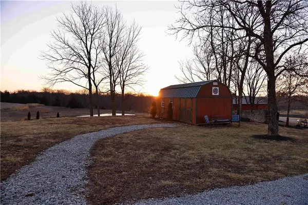 $10,000 | 21195 Edgerton Junction Road, Dearborn, MO 64439
