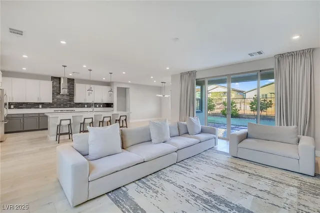 $860,000 | 10280 Midnight Meteor Avenue, Las Vegas, NV 89166