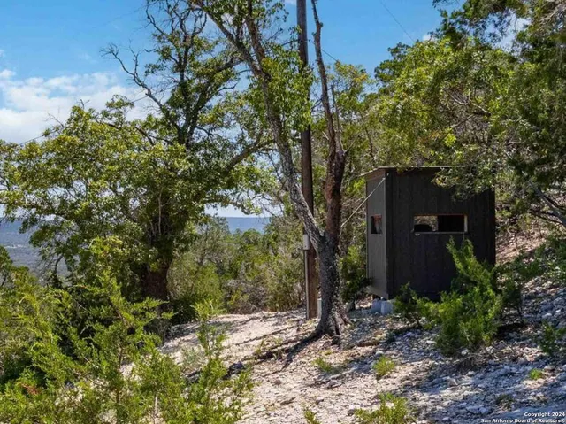 $2,299,999 | 3293 North Little Creek Road, Utopia, TX 78884