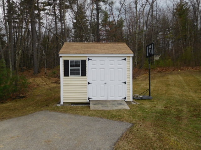 947 Bryant Road Manchester, NH 03109 - Photo 16 of 19