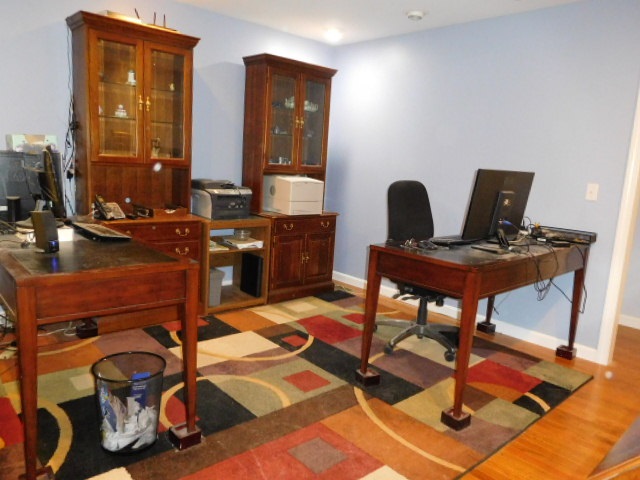 947 Bryant Road Manchester, NH 03109 - Photo 6 of 19