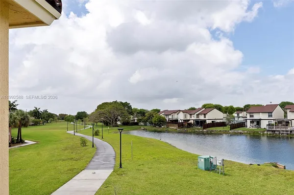 $415,000 | 10012 Northwest 7th Street, Unit 214, Miami, FL 33172