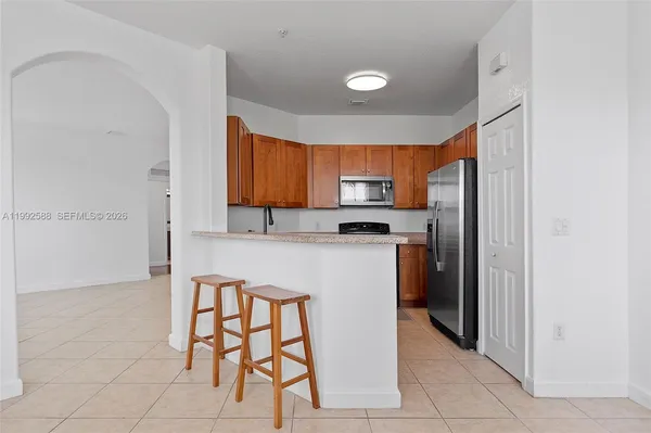 $415,000 | 10012 Northwest 7th Street, Unit 214, Miami, FL 33172