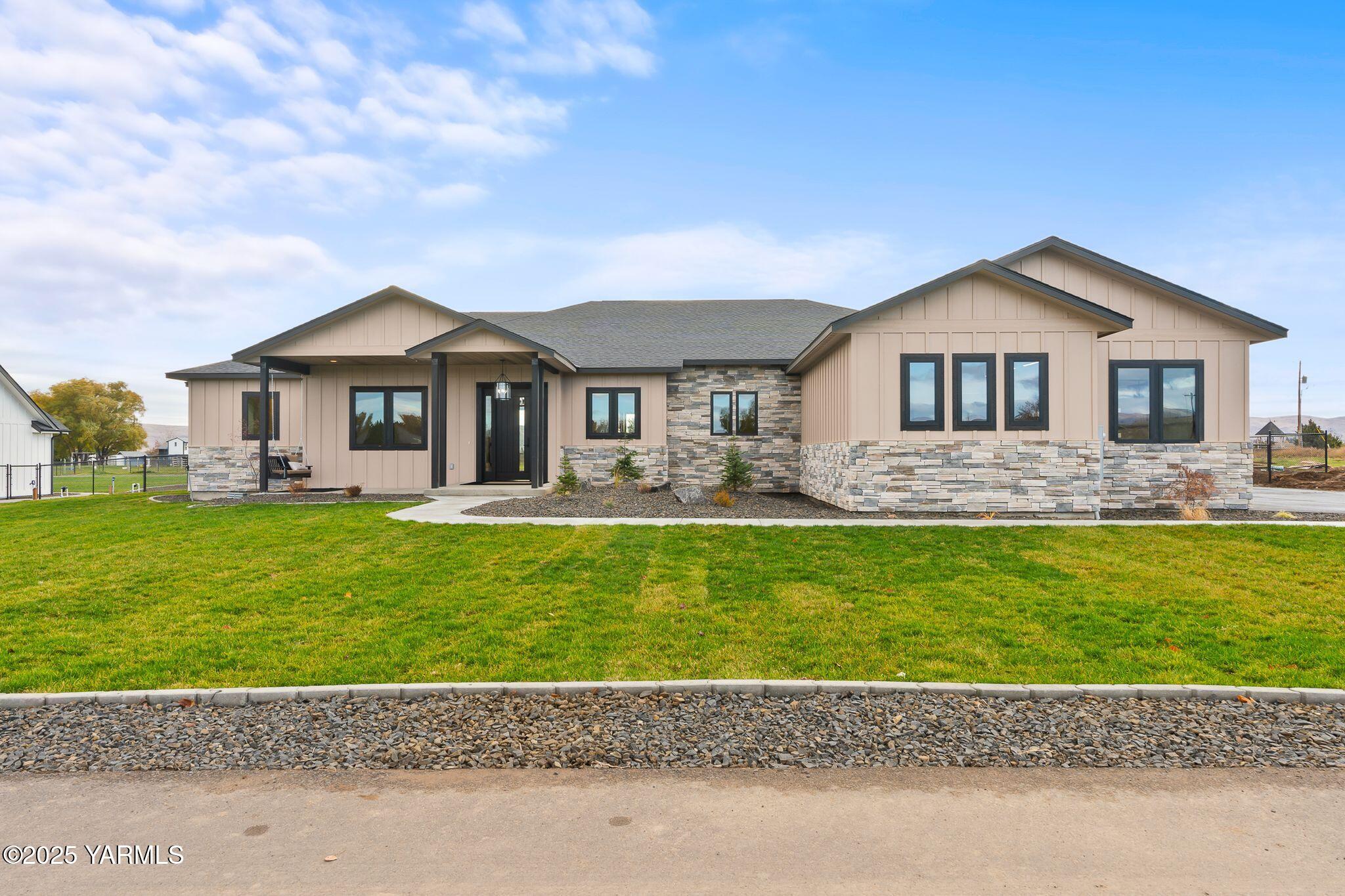 657 S Friedline Rd-1