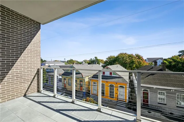 $380,000 | 900 Bartholomew Street, Unit 310, New Orleans, LA 70117