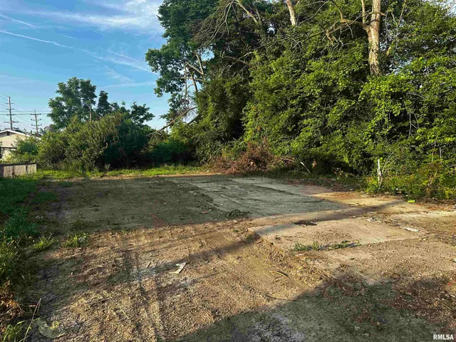 $3,000 | 111 Midkiff Street, Harrisburg, IL 62946