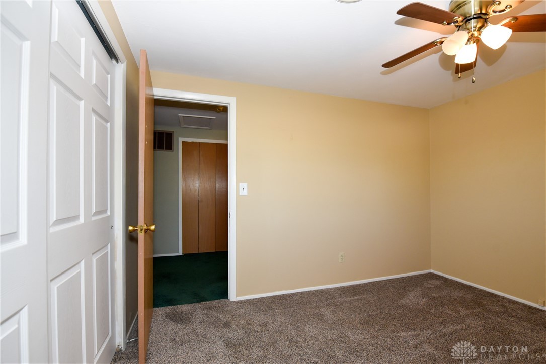 6807 Alter Road Huber Heights, OH 45424 - Photo 42 of 83
