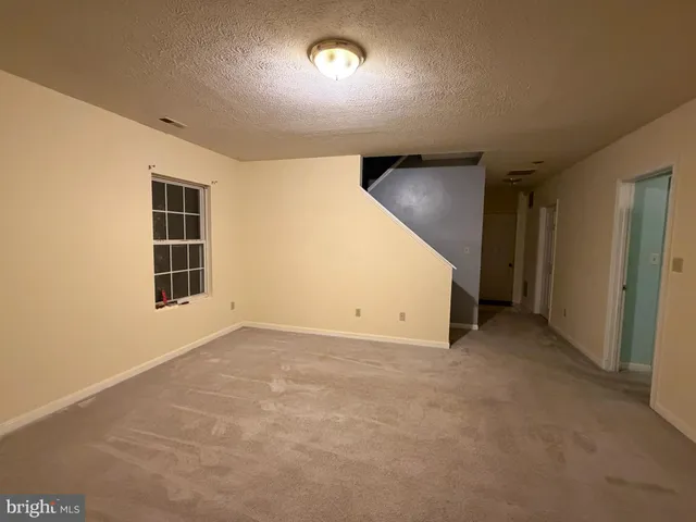 $2,300 | 104 New Kent Court, Stephens City, VA 22655