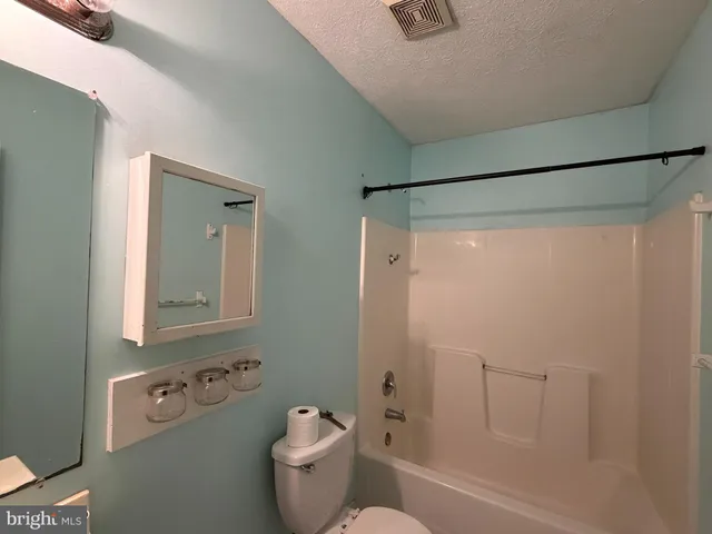 $2,300 | 104 New Kent Court, Stephens City, VA 22655