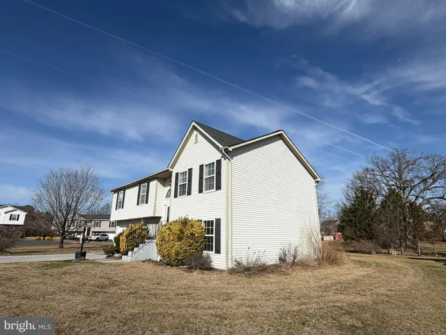 $2,300 | 104 New Kent Court, Stephens City, VA 22655