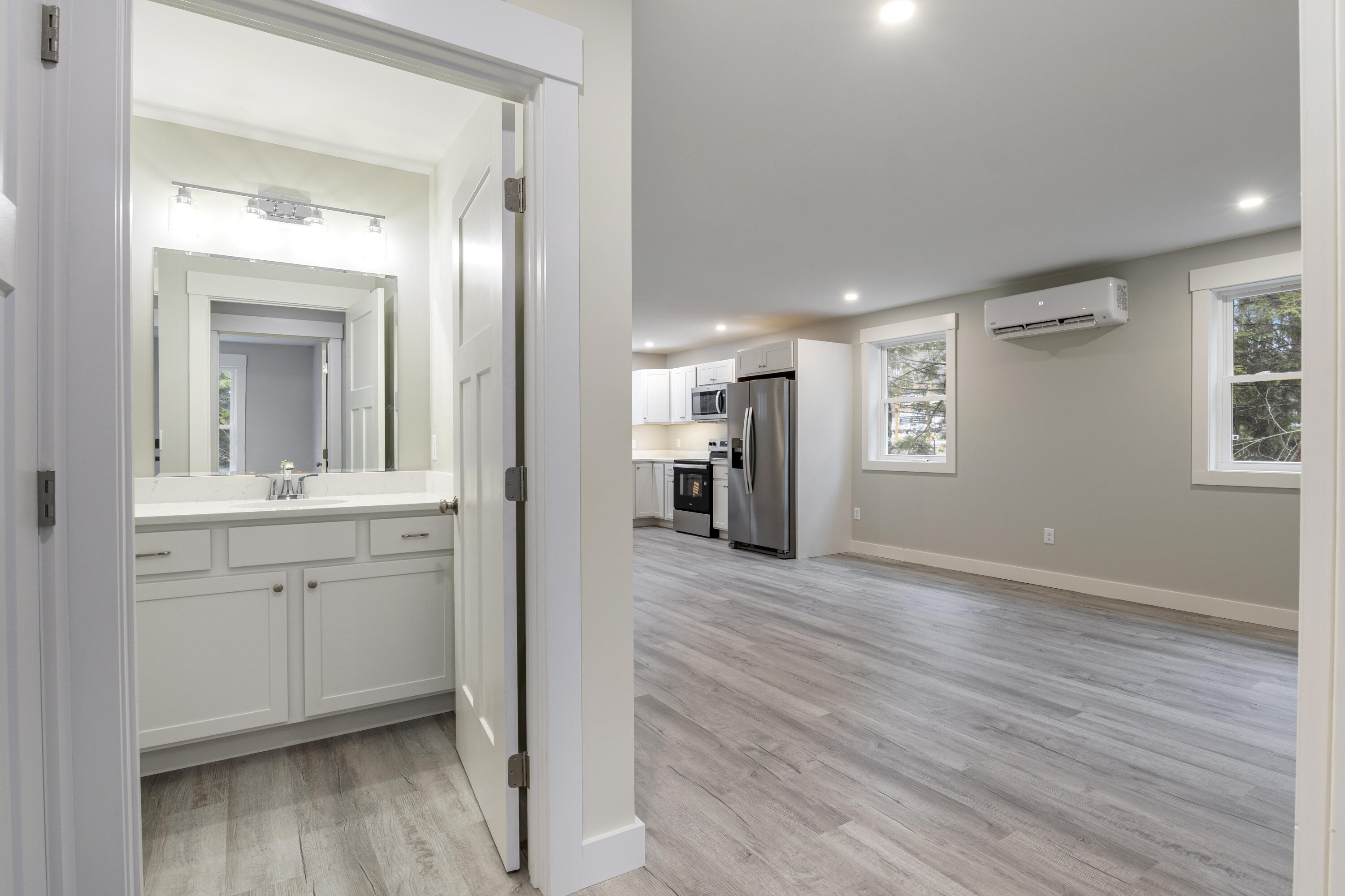 324 Ossipee Trail West, Unit 2 Standish, ME 04084 - Photo 12 of 24 322_Ossipee_Trail_W_14