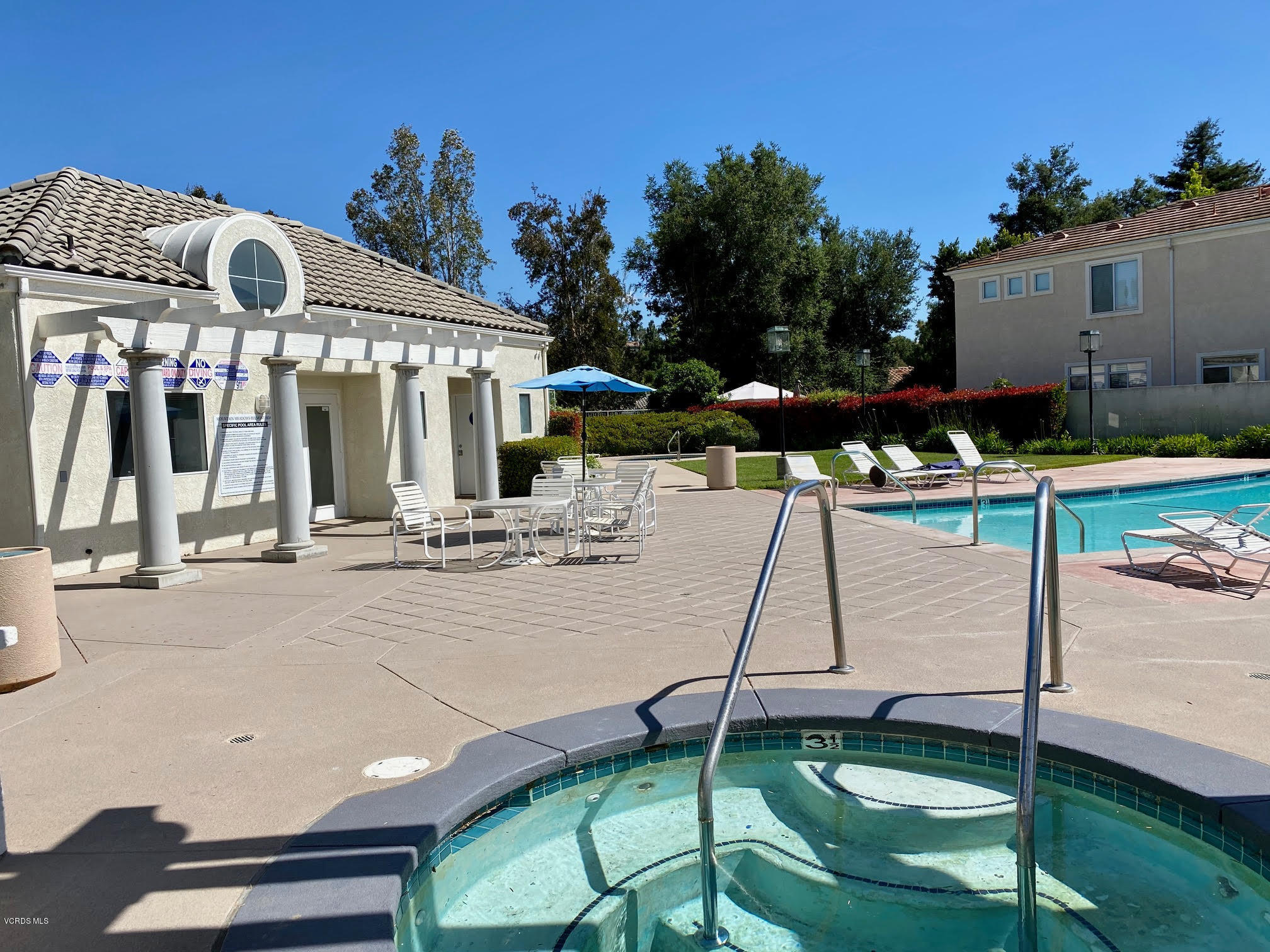 3931 Sunsetridge Road Moorpark, CA 93021 - Photo 32 of 36 a view of a backyard