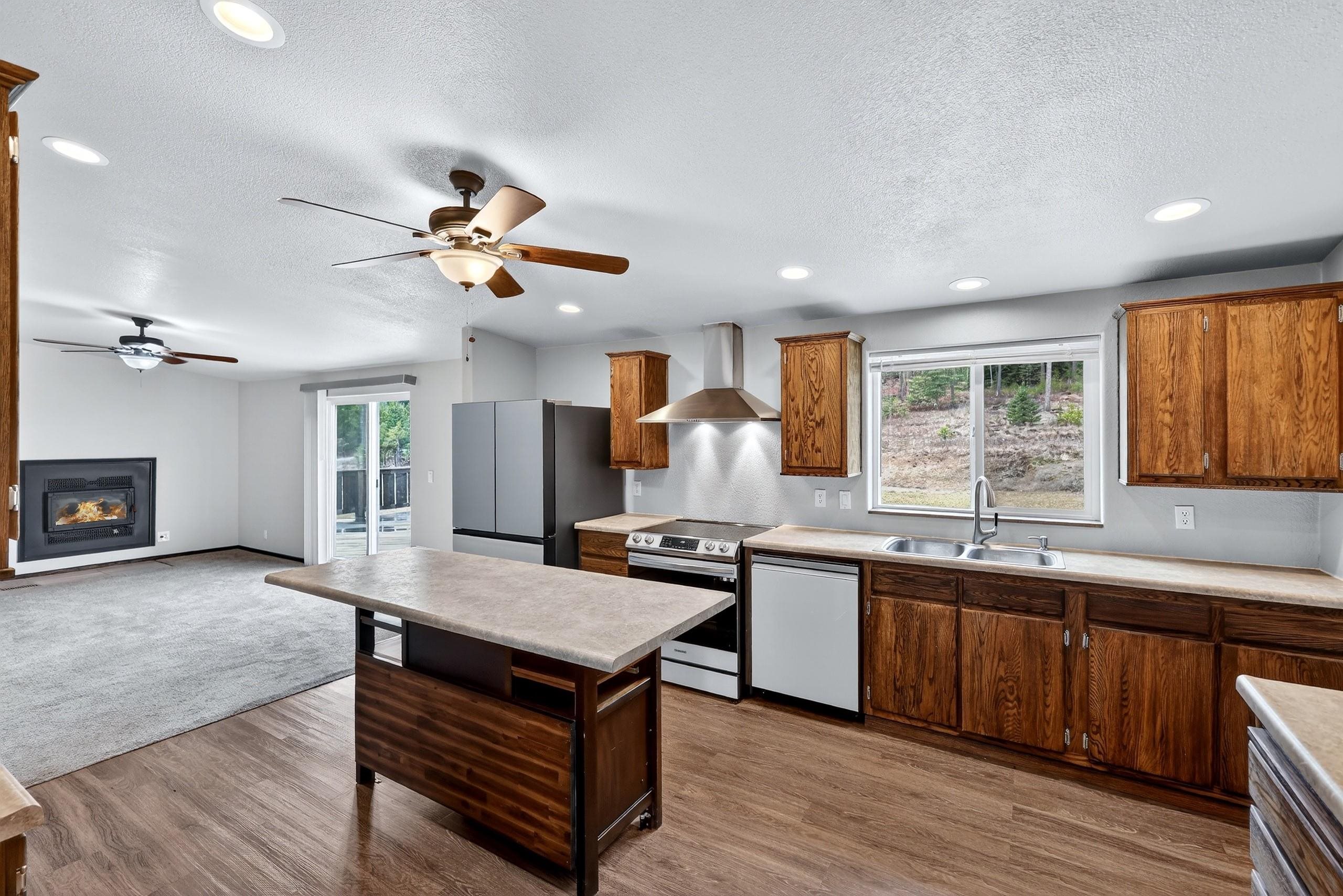 3602 Spring Valley Road Newport, WA 99156 - Photo 3 of 32 Gallery Image 3