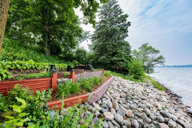 $889,000 | 24295 Matson Point Trail, Pelican Rapids, MN 56572