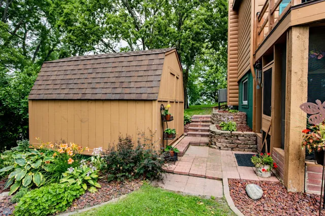 $889,000 | 24295 Matson Point Trail, Pelican Rapids, MN 56572