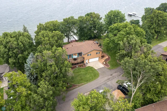 $889,000 | 24295 Matson Point Trail, Pelican Rapids, MN 56572