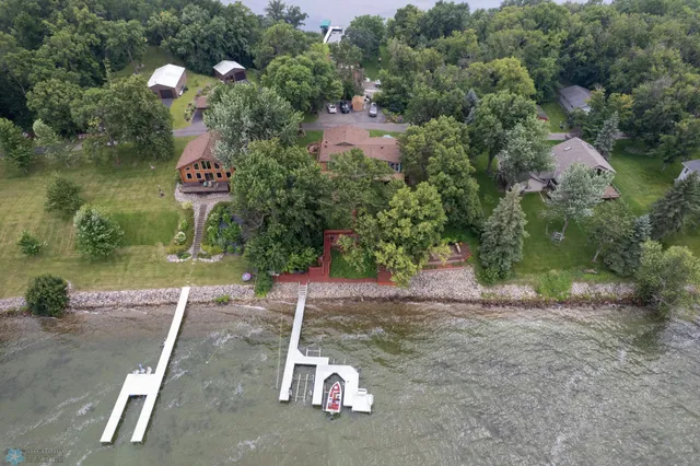 $889,000 | 24295 Matson Point Trail, Pelican Rapids, MN 56572