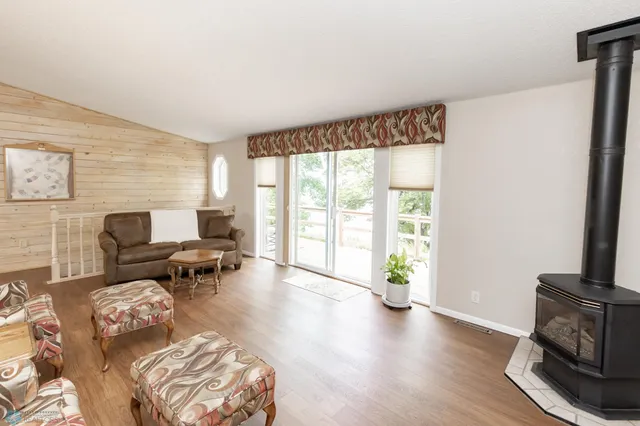 $889,000 | 24295 Matson Point Trail, Pelican Rapids, MN 56572