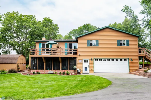 $889,000 | 24295 Matson Point Trail, Pelican Rapids, MN 56572