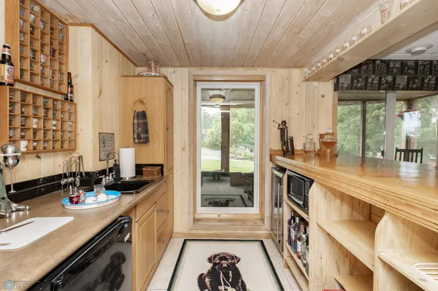 $889,000 | 24295 Matson Point Trail, Pelican Rapids, MN 56572