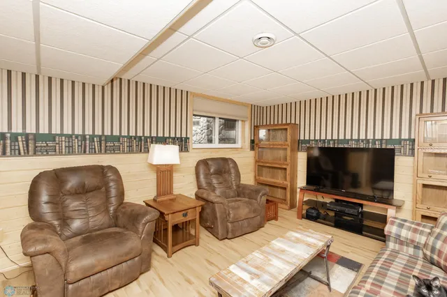 $889,000 | 24295 Matson Point Trail, Pelican Rapids, MN 56572