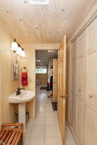 $889,000 | 24295 Matson Point Trail, Pelican Rapids, MN 56572