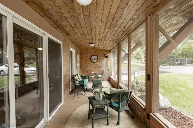 $889,000 | 24295 Matson Point Trail, Pelican Rapids, MN 56572